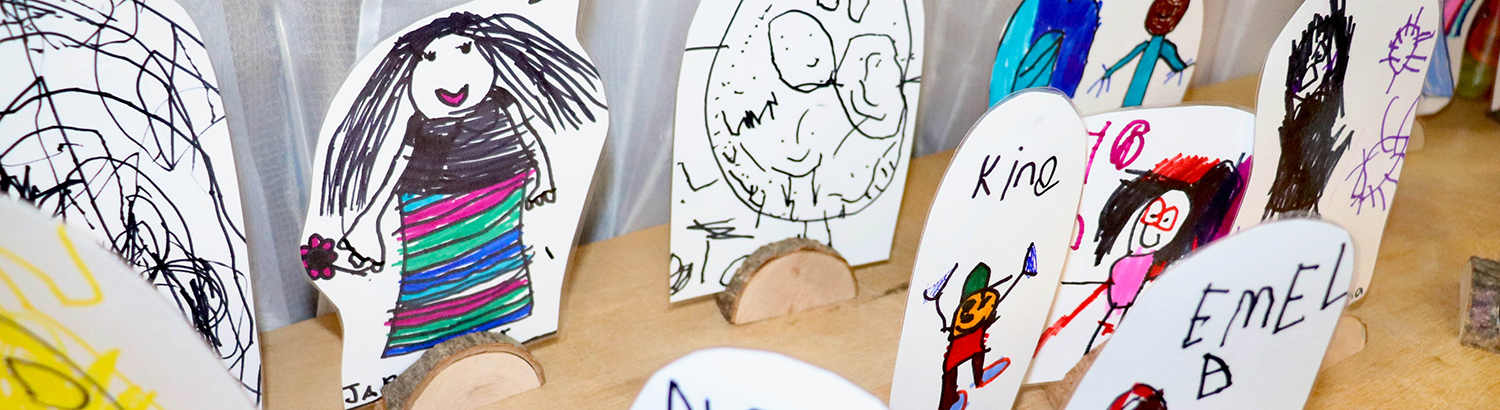 art-kids-log-stands-paper-cutouts-on-a-shelf-nicomekl-primary.c3c6817867.jpg